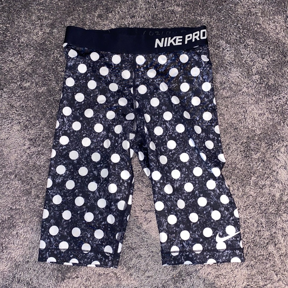 Nike Pro Workout Spandex Biker Shorts/Leggings - Size: Small Color: Black/White